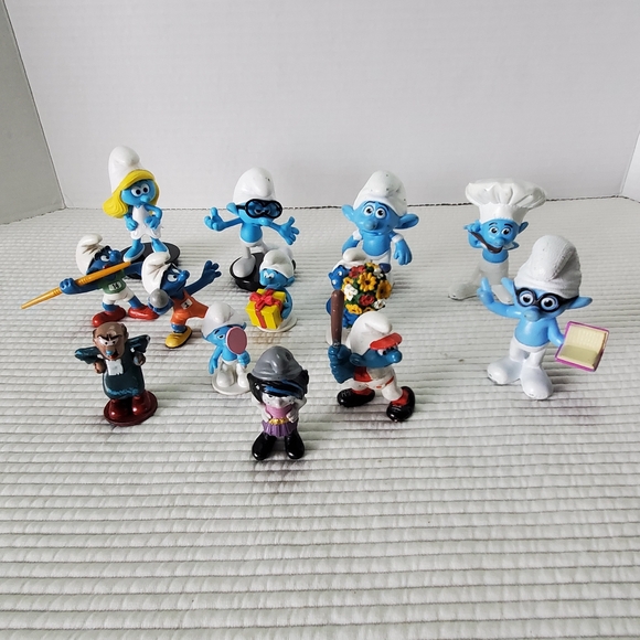 13 Smurf Lot Vintage 2"-3.5" Gargamel Vexy Smurfette Vainy  Schienich Peyo 1980s - Picture 1 of 16